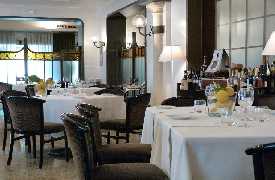 Le Colonne restaurant Caserta - Foto 2