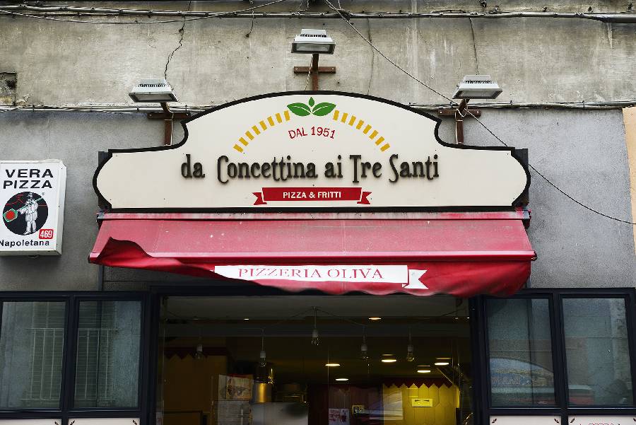 Pizzeria Concettina ai Tre Santi opinioni e recensioni - Napoli